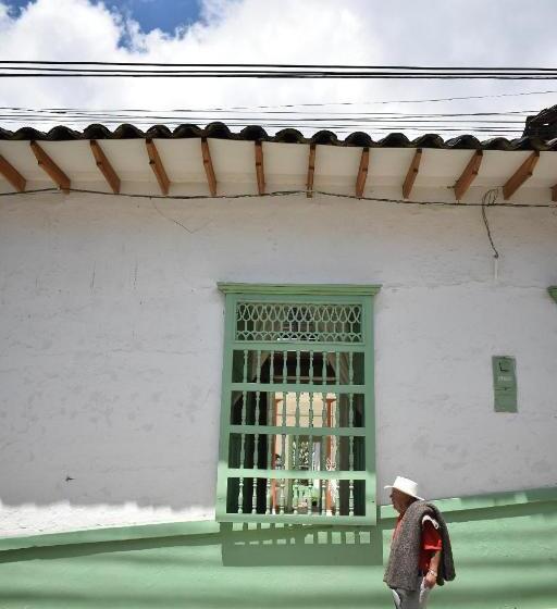 Пансион Hostal Prana Abejorral