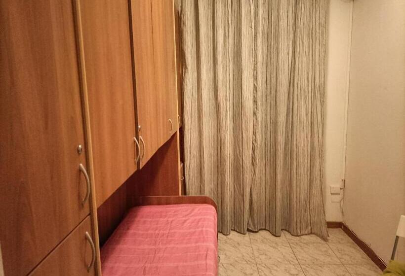 פנסיון Lame 196