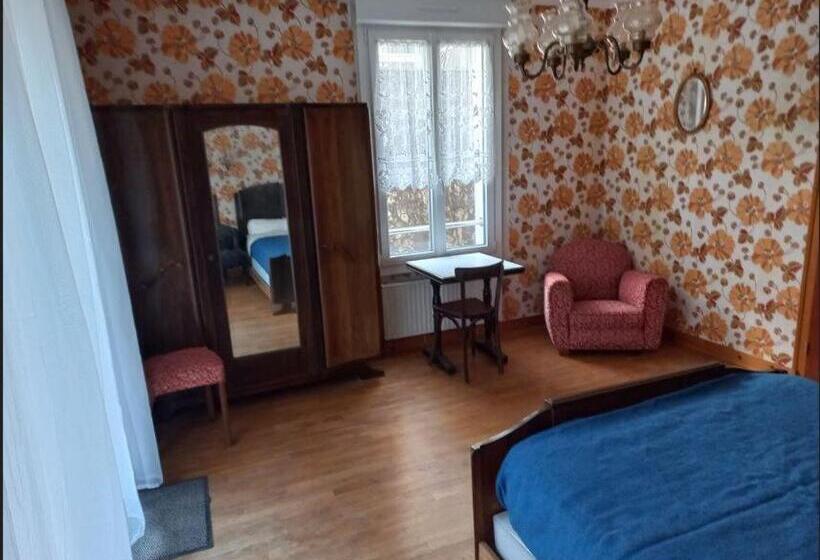 بنسيون Maison Du Port Du Goyen