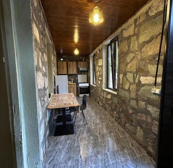 Пансион Mak Guest House