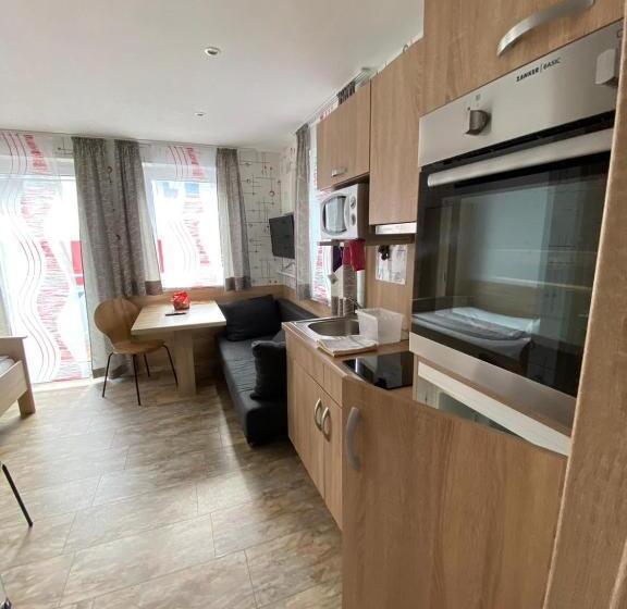 Пансион Monteurwohnung Am Kirchberg