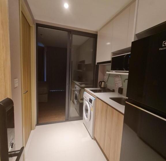 Panzió Once Condo By The Whale