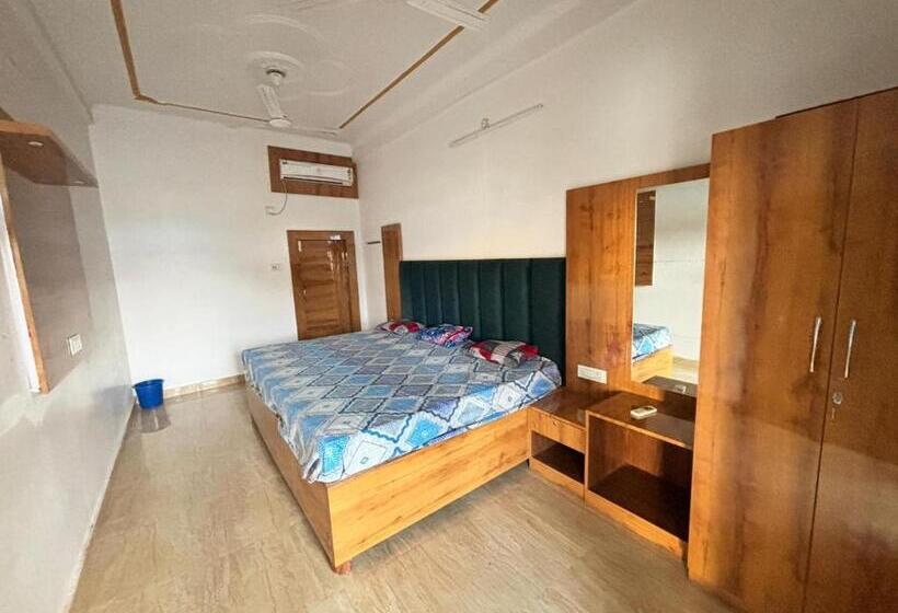 ペンション Parwati Marriage Lawn