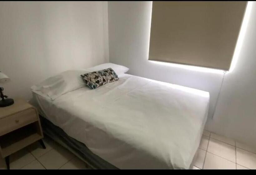 Пансион Paseo Las Colinas