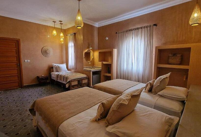 پانسیون Riad Villa Amood