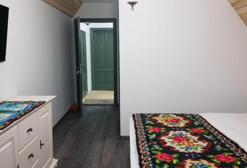 膳宿费 River Song Inn