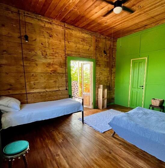 پانسیون Shromantic Garden