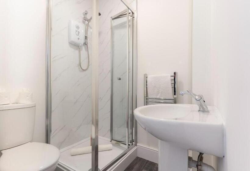 펜션 Suite #1 Central Location Private Ensuite, Smart Tv, Fast Wifi And Free Parking By Yoko Proper