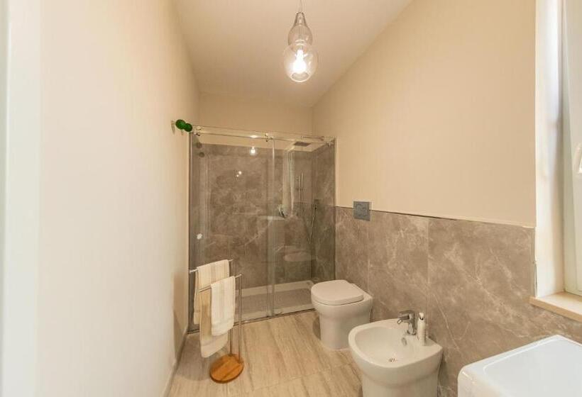 ペンション Villa Elena