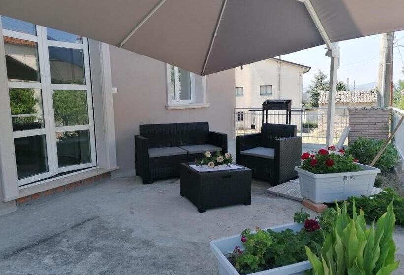 ペンション Villa Elena