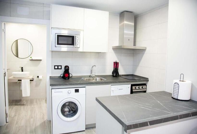 Pregonero Urban Suites   Naranja