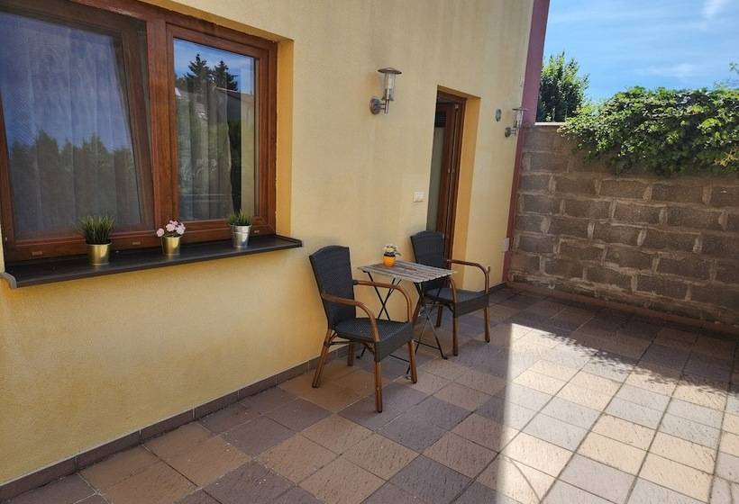 Radio Hotel Bratislava