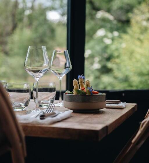 リゾートホテル Bandiat Le Domaine