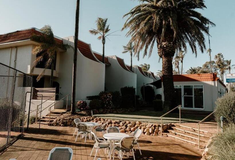 אתר נופש Lake Mulwala Boatel