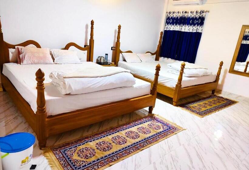 リゾートホテル Sundarban Beckons