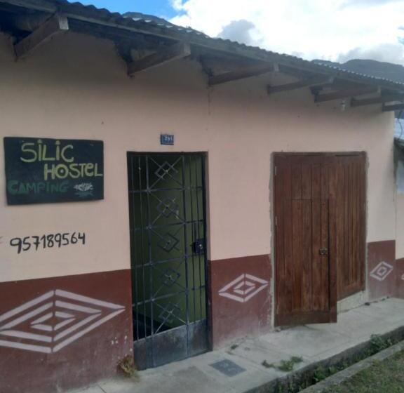 Silic Hostel Camping