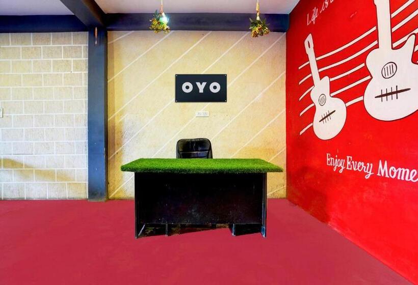 Spot On Hotel Royal Palace