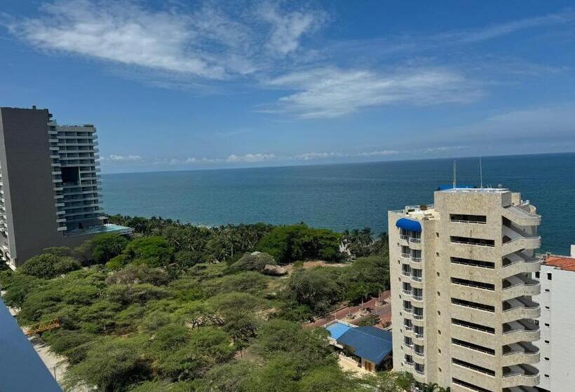 Suite Lujosa Con Jacuzzi Piso 14 Vista Al Mar