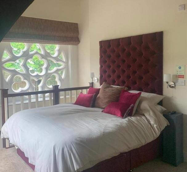 The Old School House Bed & Breakfast