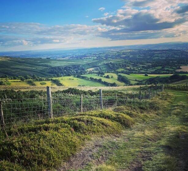 The Old School House Bed & Breakfast