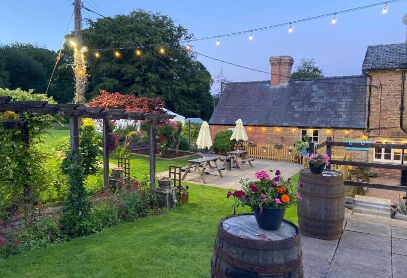 The Old School House Bed & Breakfast