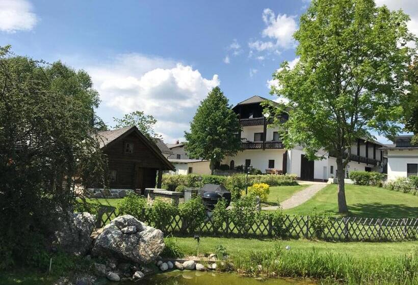 הוסטל Brau Gasthof Sengstbratl