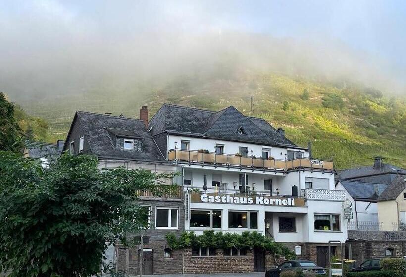 호스텔 Gasthaus Korneli