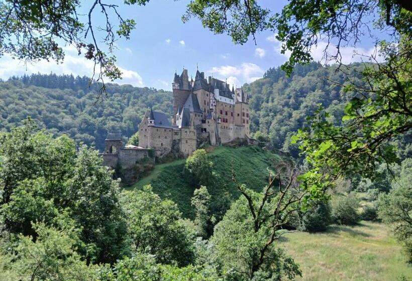 旅馆 Gasthaus Korneli