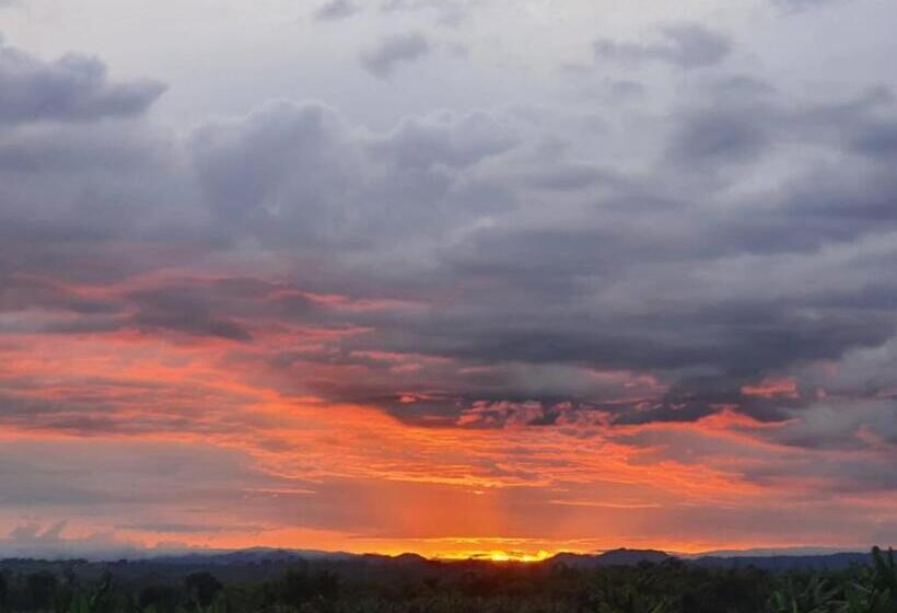 هاستل Hostal Mar Y Luz