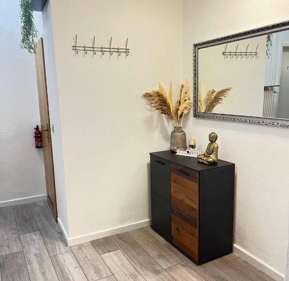 호스텔 Koblenz Corner Rooms