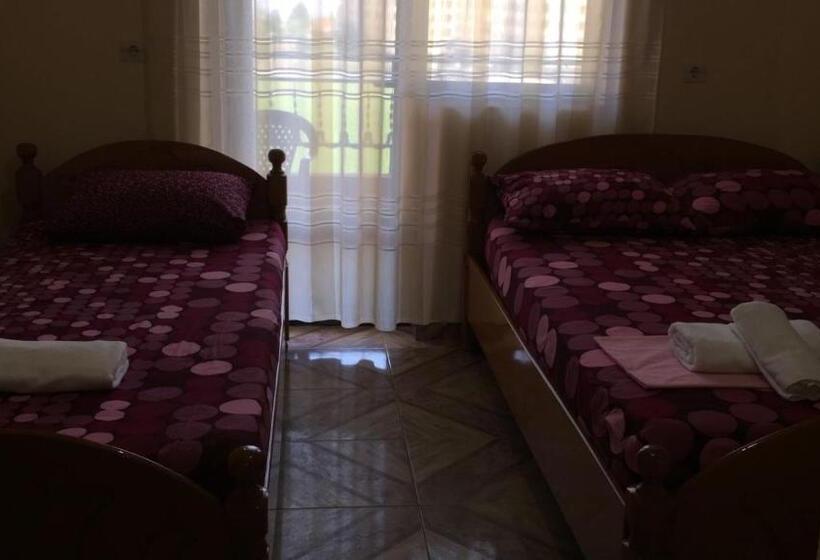 هاستل Kreta Inn