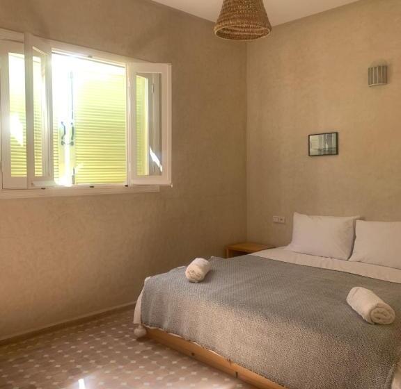 Общежитие The Line Up