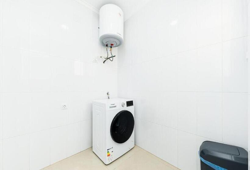 Aparthotel Laguna Rosa