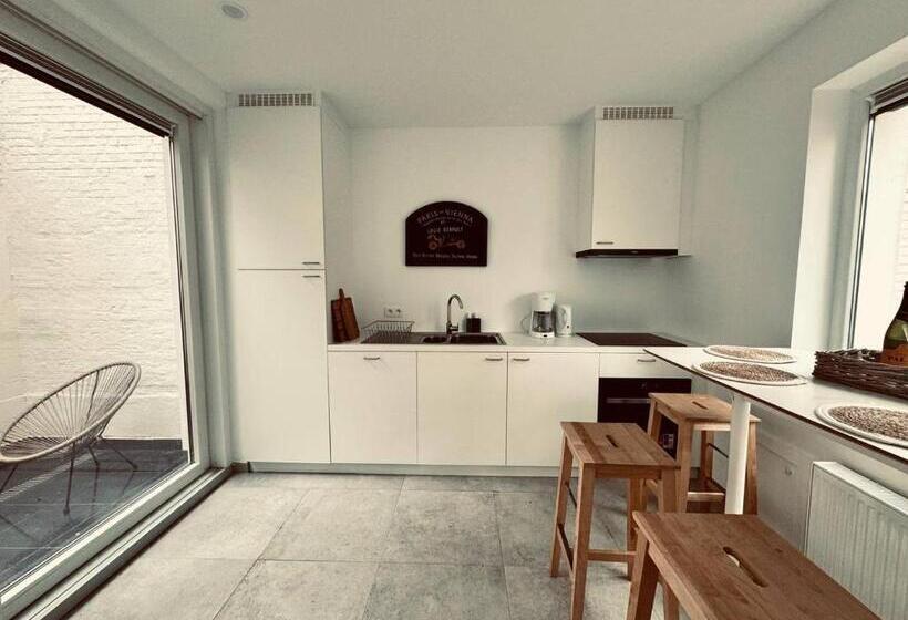 住宿加早餐 Art House Rooms