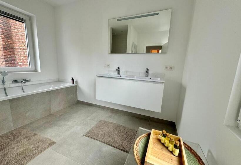 住宿加早餐 Art House Rooms