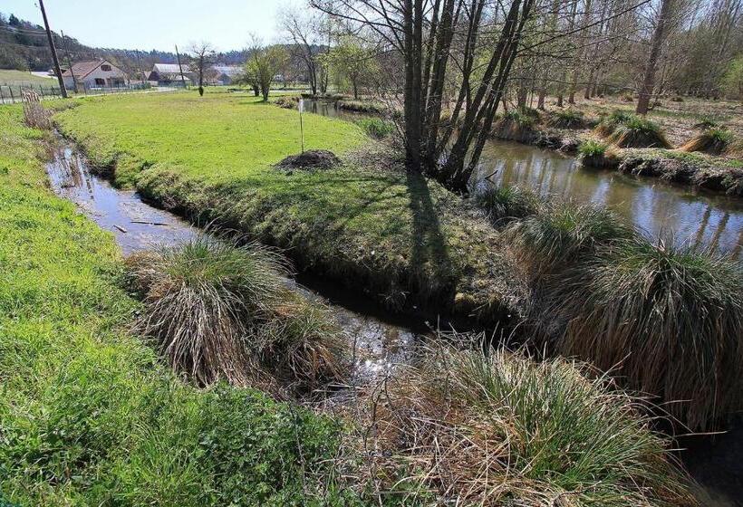 مبيت وإفطار Boissy Veillons