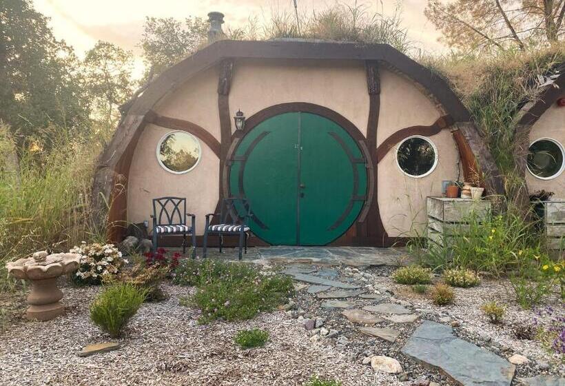 مبيت وإفطار Burrowdale Inn