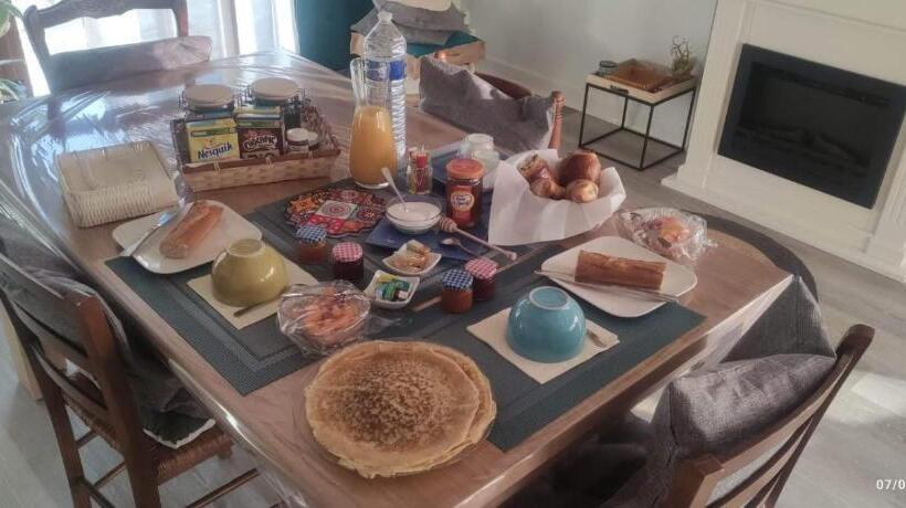 住宿加早餐  Chambre D Hôtes à Mouleydier