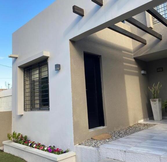 ベッドアンドブレックファースト Descanso De Liniers