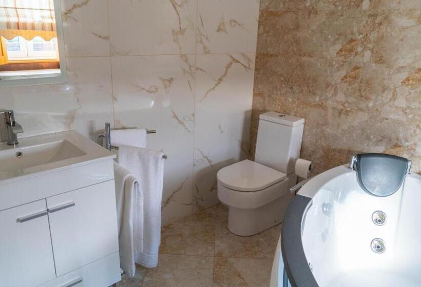 ベッドアンドブレックファースト Elegância & Carros