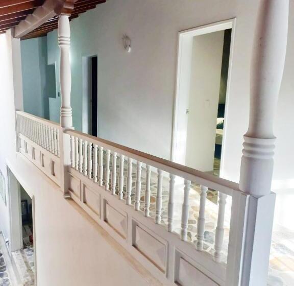 Bed and Breakfast Epic Manor