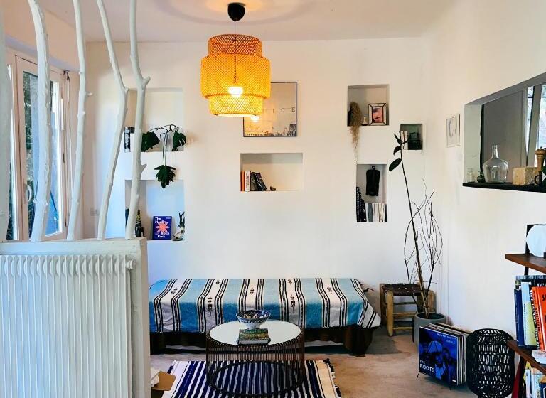 مبيت وإفطار Guest House Folk Inn