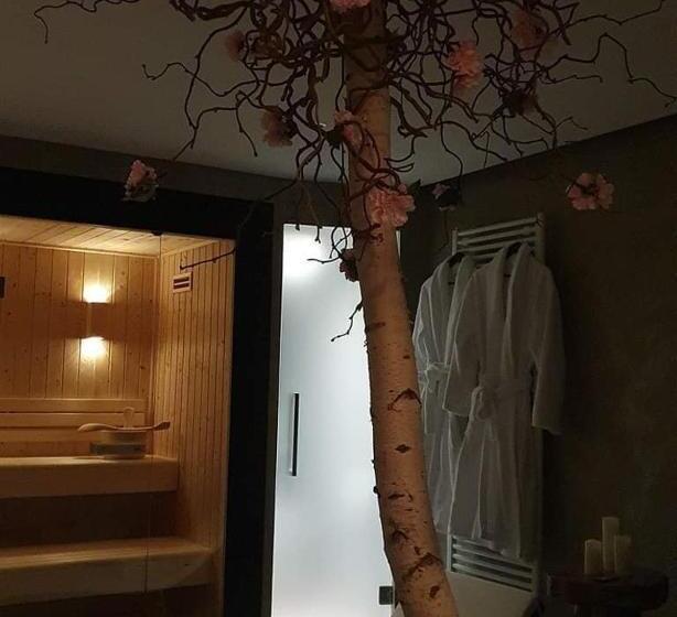 住宿加早餐  La Suite