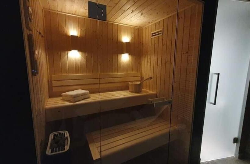 住宿加早餐  La Suite