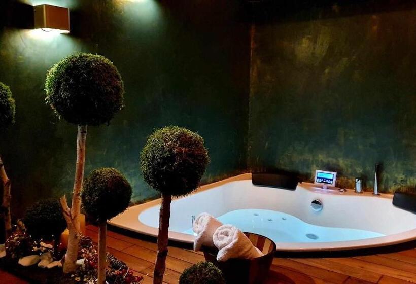 住宿加早餐  La Suite