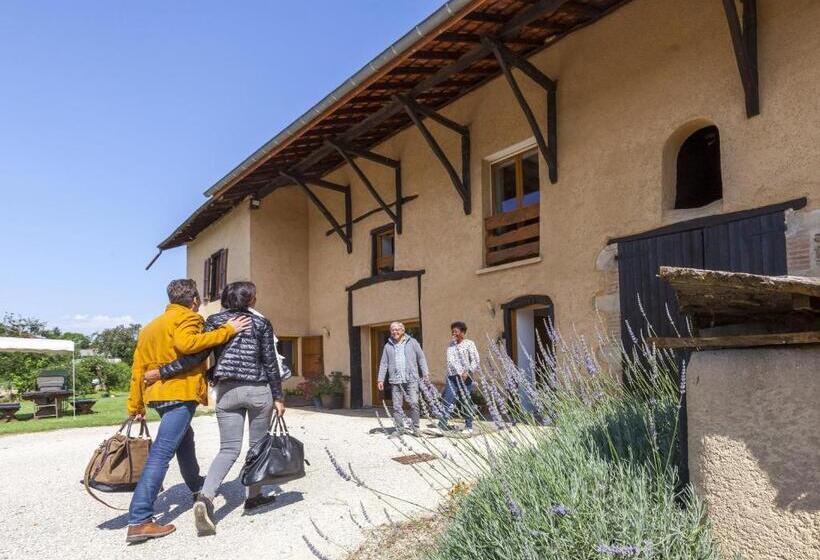 住宿加早餐  Plaine Et Colline Chambres Et Table D Hôtes Isère