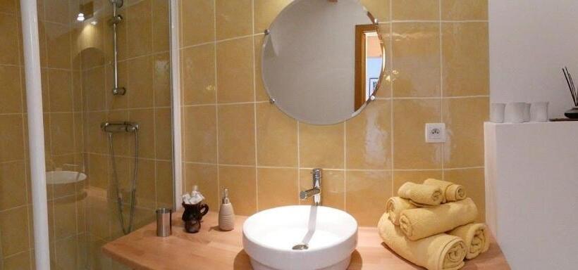 住宿加早餐  Plaine Et Colline Chambres Et Table D Hôtes Isère