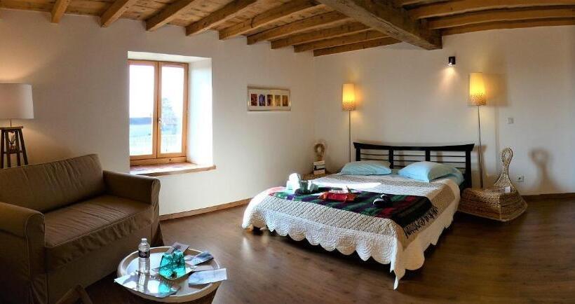 住宿加早餐  Plaine Et Colline Chambres Et Table D Hôtes Isère