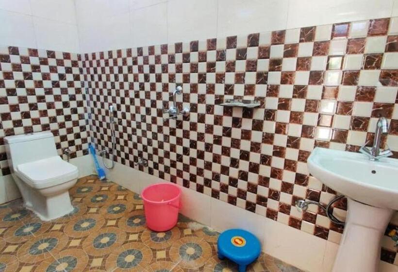 Bed and Breakfast Shri Sher Palace By Stayapart