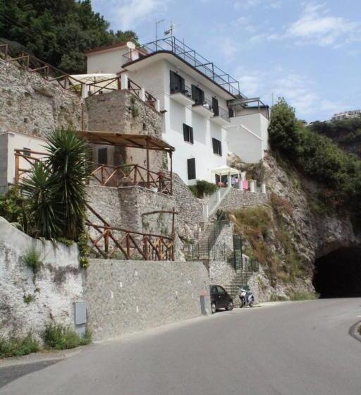 צימר Villa Nina La Torretta